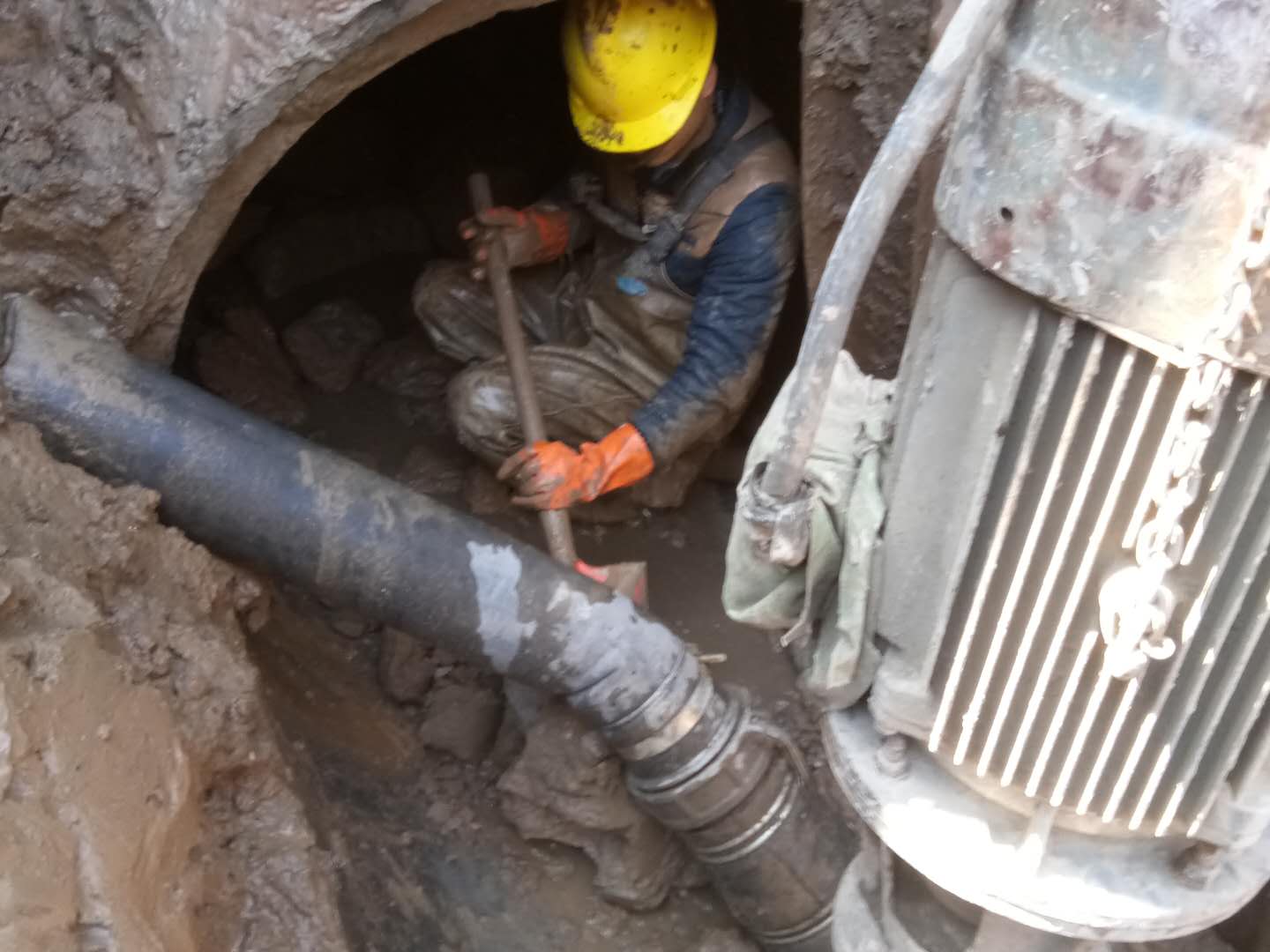 南坤镇管道清淤